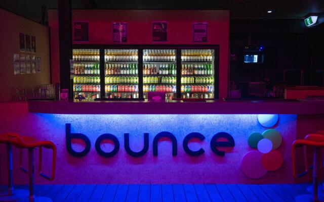 Bounce Cairns