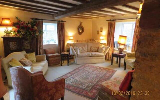 Home Farmhouse Bed and Breakfast