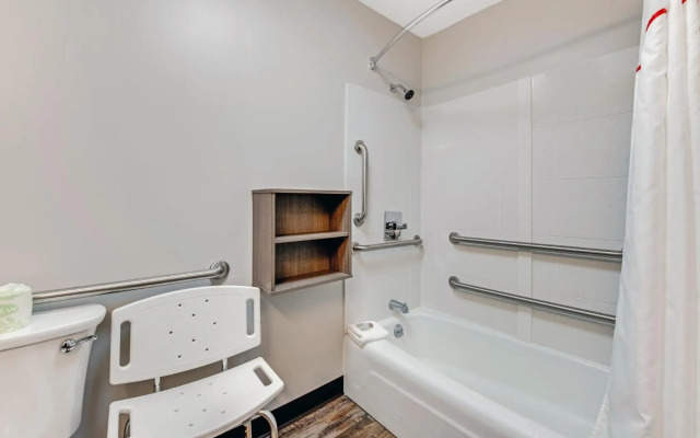 Red Roof Inn & Suites Wilkesboro