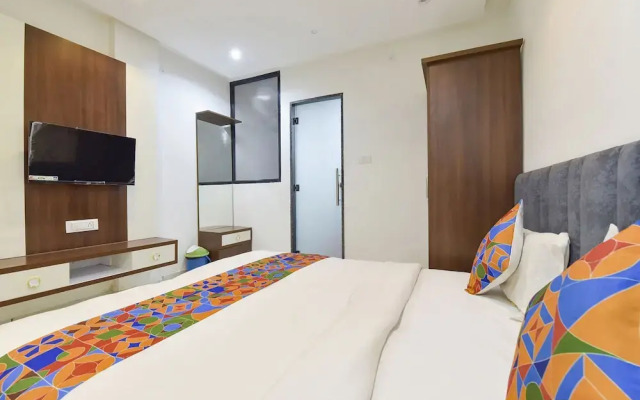 Fabhotel Grand Vista
