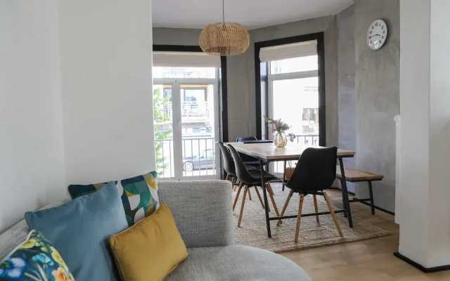 Denise - Belle Epoque Apartment With Modern Comfort