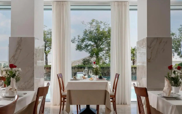 Hotel Ascot