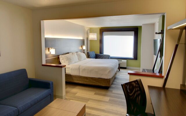 Holiday Inn Express & Suites Sioux Center, an IHG Hotel