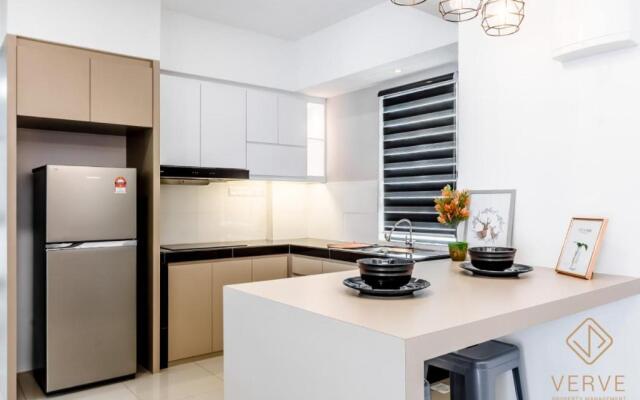 Casa Rarisa FEEL LIKE HOME Ipoh Meru Casa Kayangan Apartment Los t World Of Tambun & Casuarina - Pool View