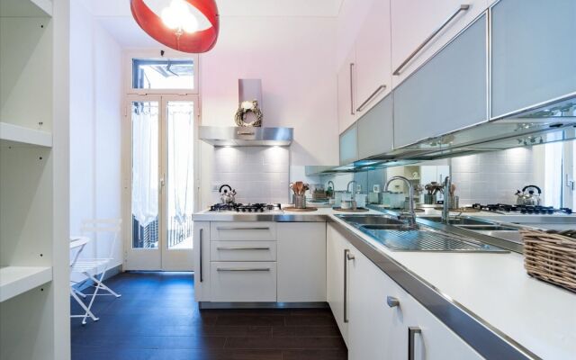 Luxury Cavour