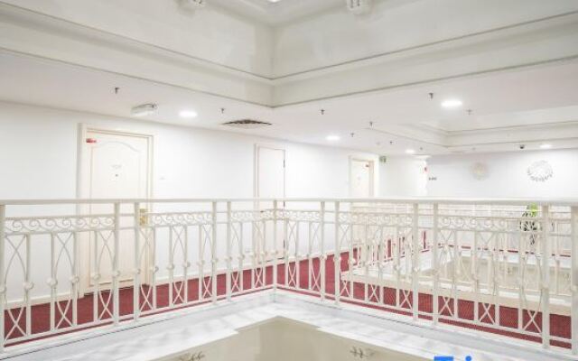 Floresta Hotel Chinatown