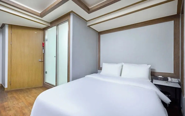 Thema Hotel - Seoul Singil