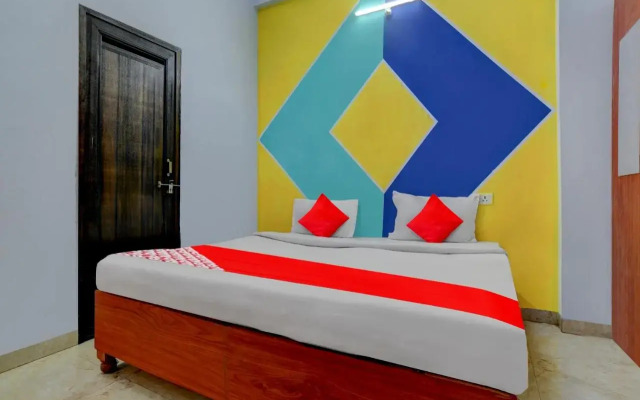 Spot On 806322 Hotel Kings Night