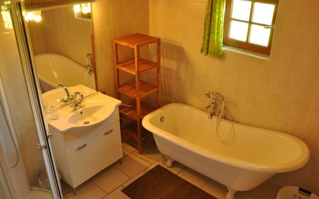 Detached Holiday Home in the Normandy Countryside