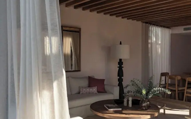 Rosa Morada Luxury and Private Beach