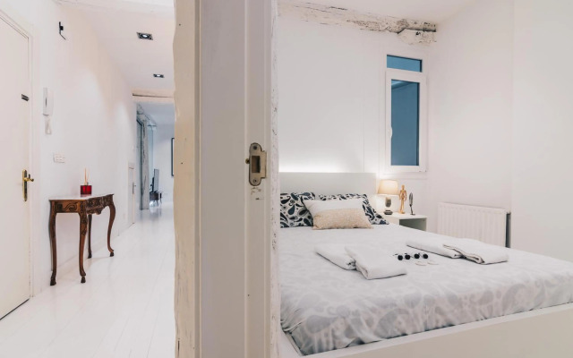 Plaza Nueva apartment by People Rentals