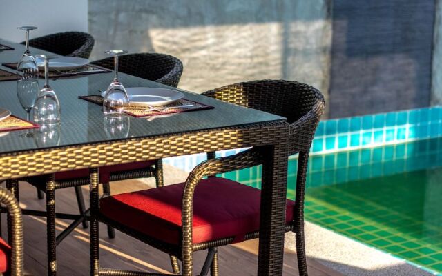 The Elegance Pool Villas