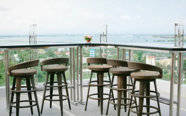 Swiss-Belhotel Bay View Villa