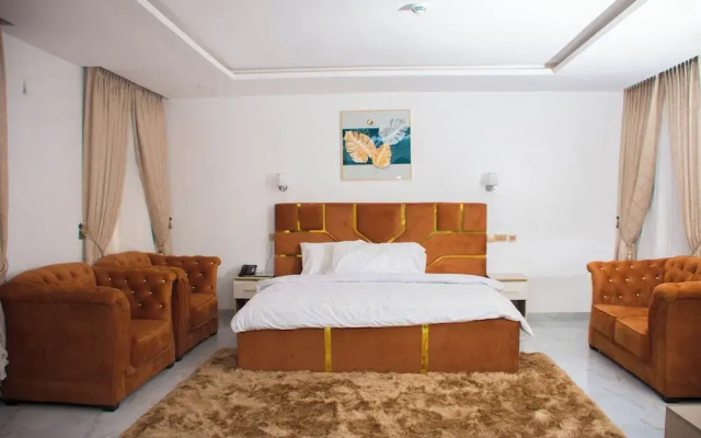 Lintoc Hotel & Suites Ltd