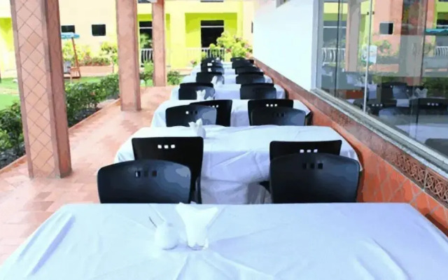 Hotel Absolar