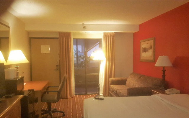 Salina Ambassador Hotel and Conference Center