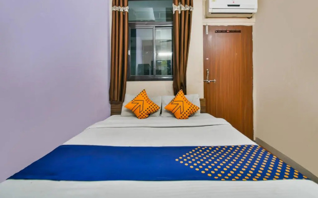 J C Palace by OYO Rooms