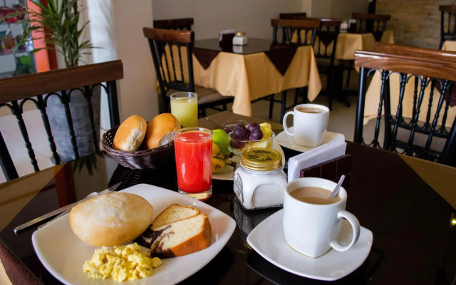 Retama Hotel