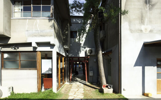 Torii-Kuguru Hostel