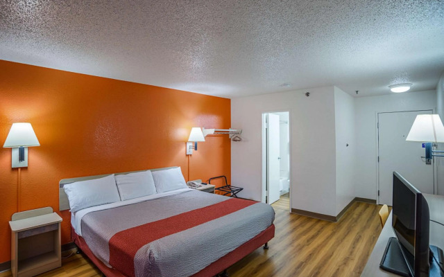 Motel 6 Tucson, AZ - North