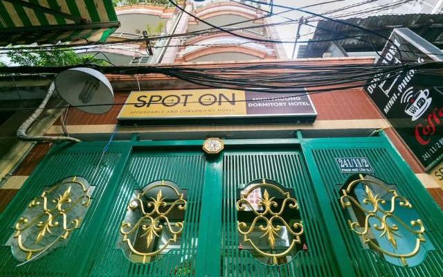 Minh Phuong-Hostel by OYO Rooms