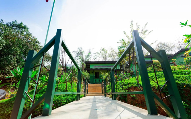 The Mouth Resort