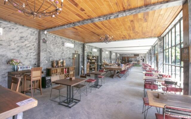 OYO 75374 Baan Rak Mai