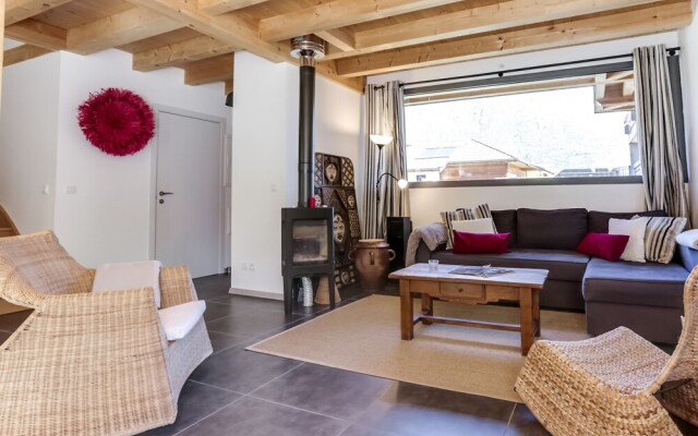 Chaparon Superbe Maison Bois 3 min à Pied du lac