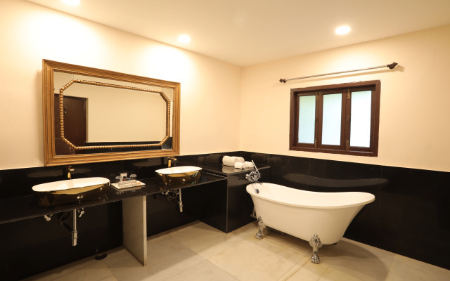 The Royal Retreat Resort and Spa