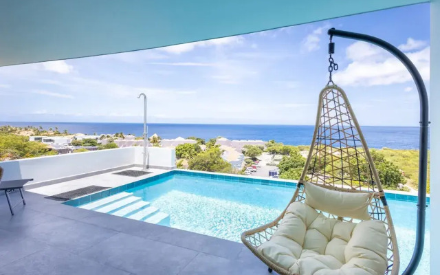 Blue Horizon Villa Infinity Pool Ocean Views