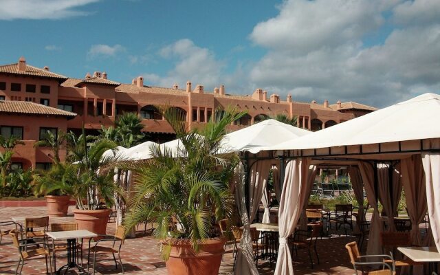 Well-kept and Atmospheric Apartment Just 1 km. From sea