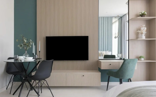 Cozy studio at Westwood By IMTIAZ