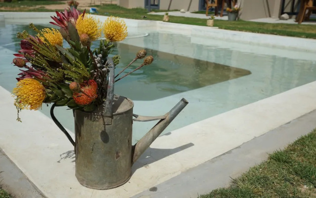 Stellar Overberg Travellers Lodge