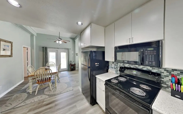 Pcv625d- Coastal Hideaway