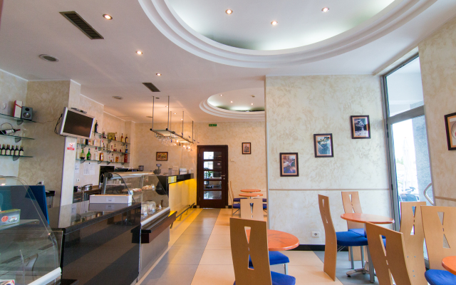 Blue Star Hotel