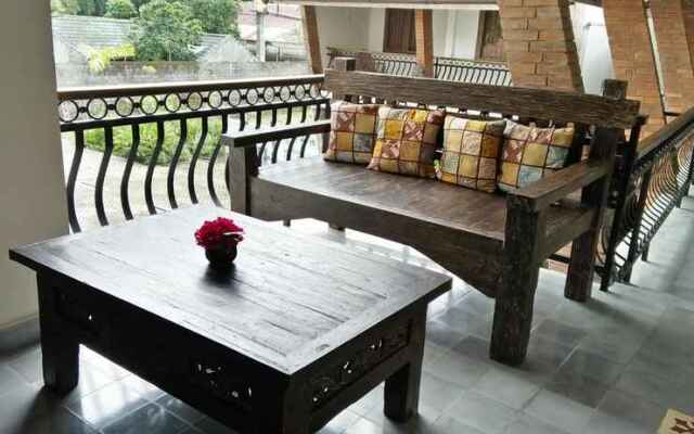 Satu Kayen Guest House