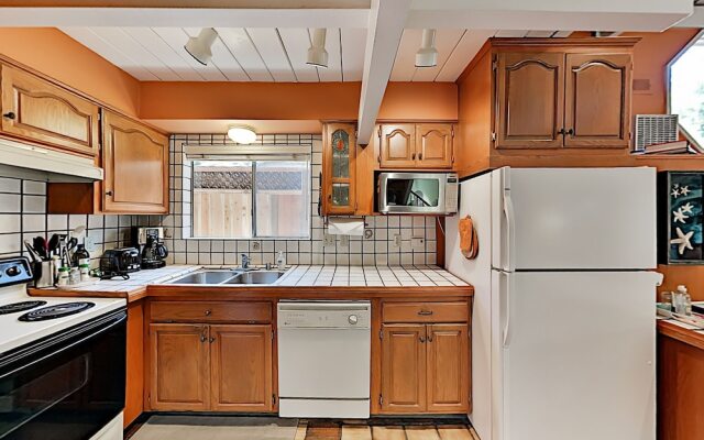 240moose 3 Bedroom Home