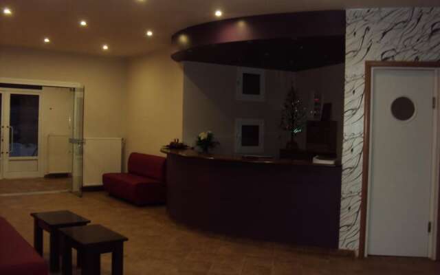 Aitheron Hotel Air Park