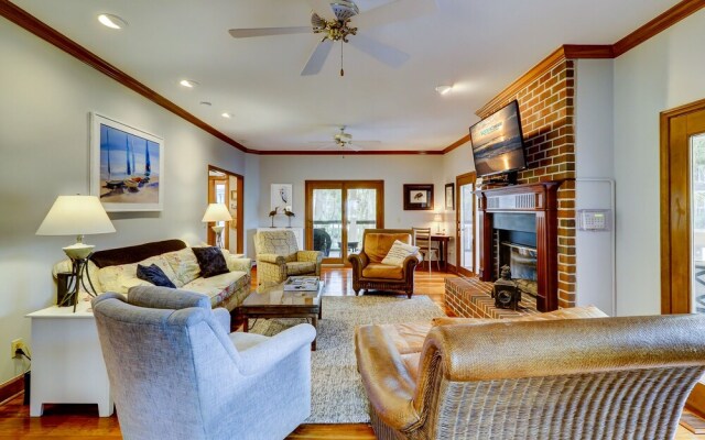 4 Iron Clad Holiday Home