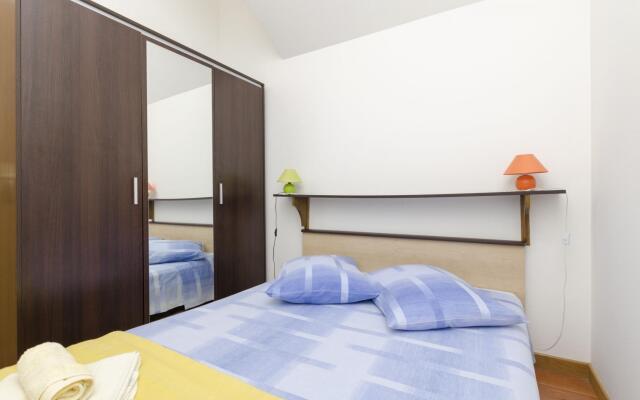 Apartments Marinko in Splitska - island Brac