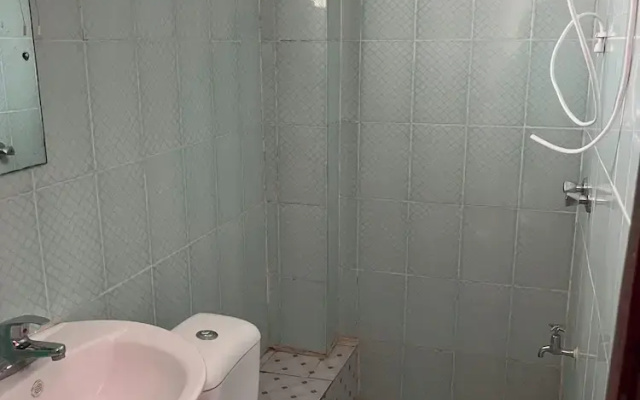 Sadili Oval B & B