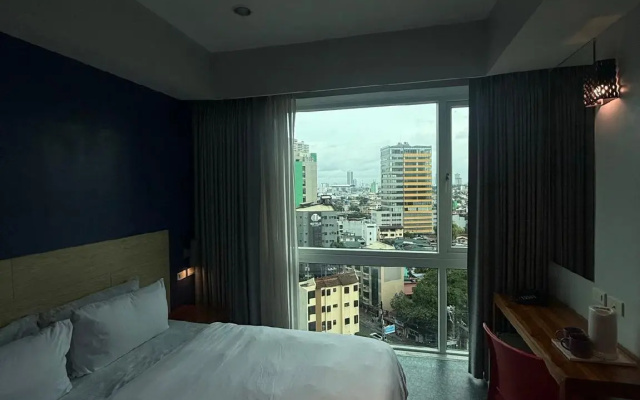 Leez Inn Makati