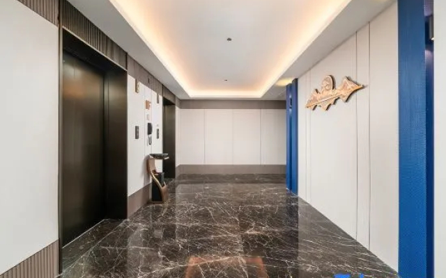 Kyriad Marvelous Hotel