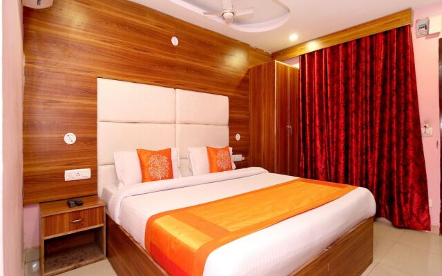 OYO 8622 Hotel Grand Inn