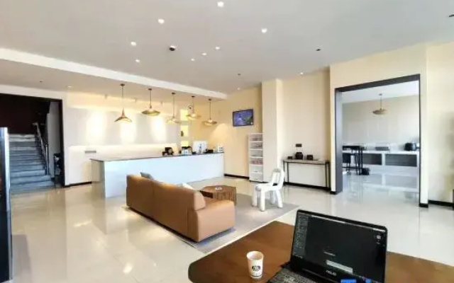 Xinda Yunshangke Hotel