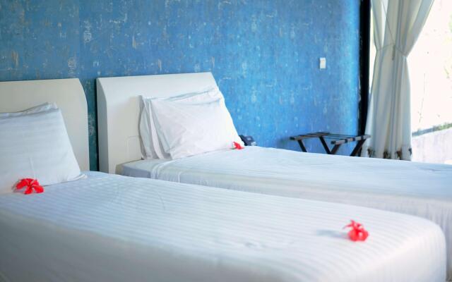 Itsandra Beach Hotel & Resort