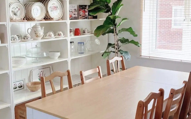 Impeccable 2 Bedroom House in Bicester