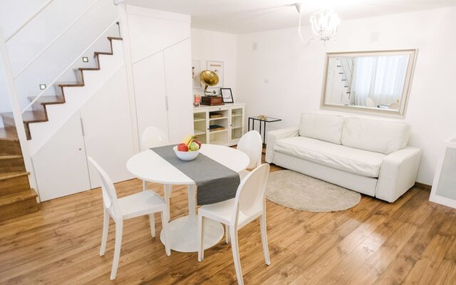 Dfive Apartments - Basilica