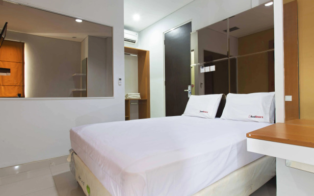 RedDoorz near Thamrin City