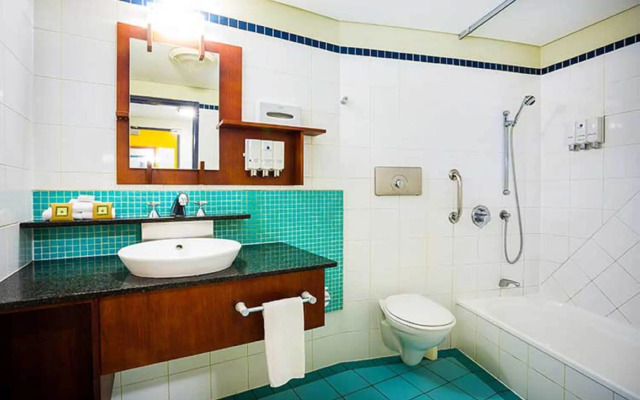 Kingfisher Bay Resort